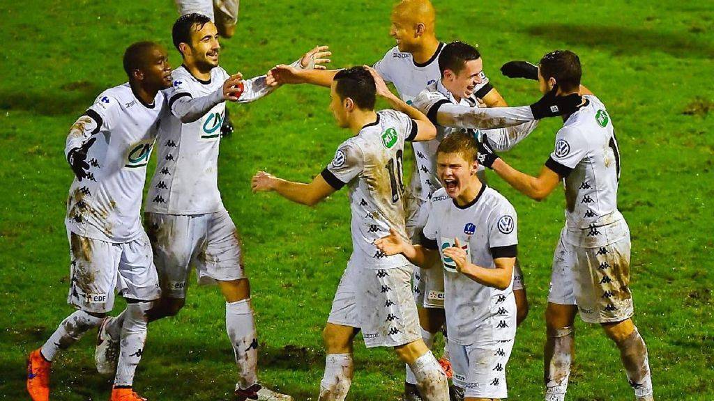 布莱顿在控 布莱顿在控