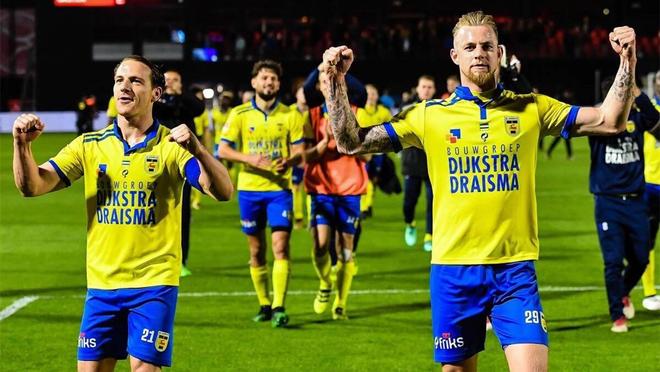 他尊重这些 他尊重这些