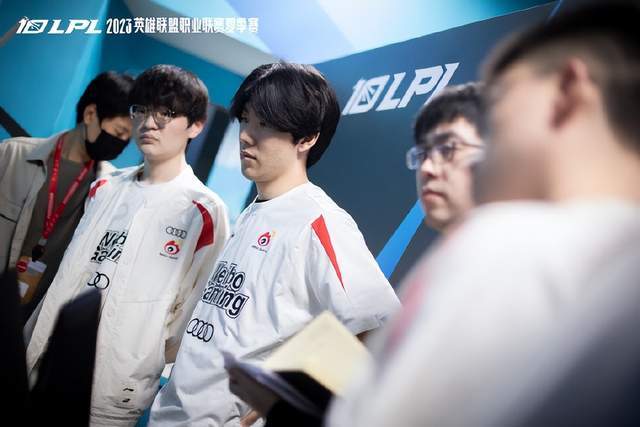 卡塔尔提出 卡塔尔提出