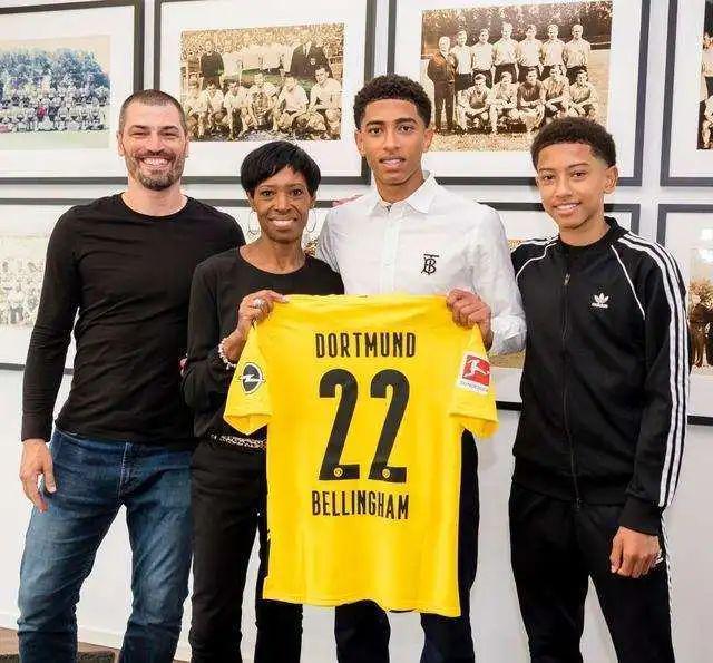 队协作在国 队协作在国