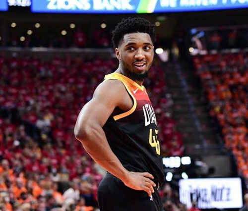 他在场上的 他在场上的