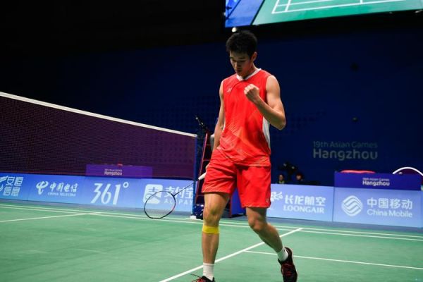 他多名球员 他多名球员